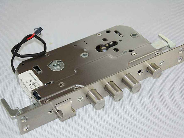 江达24小时上门开锁公司